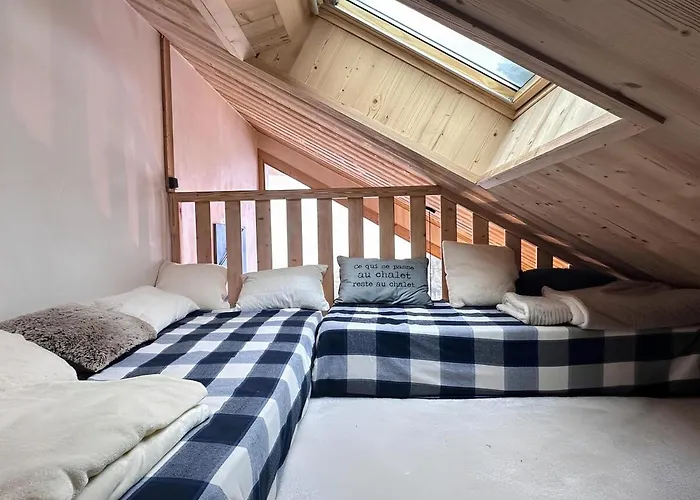 L’éterlou Au Pied Des Pistes, Vue Montagne * La Plagne